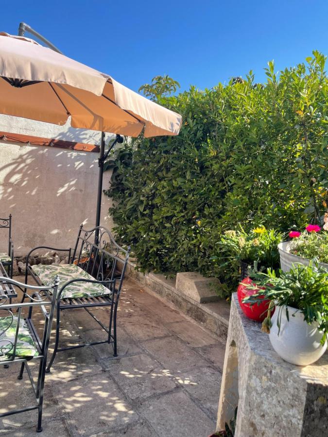 トッレ・デル・オルソ Smit House Bed & Breakfast エクステリア 写真